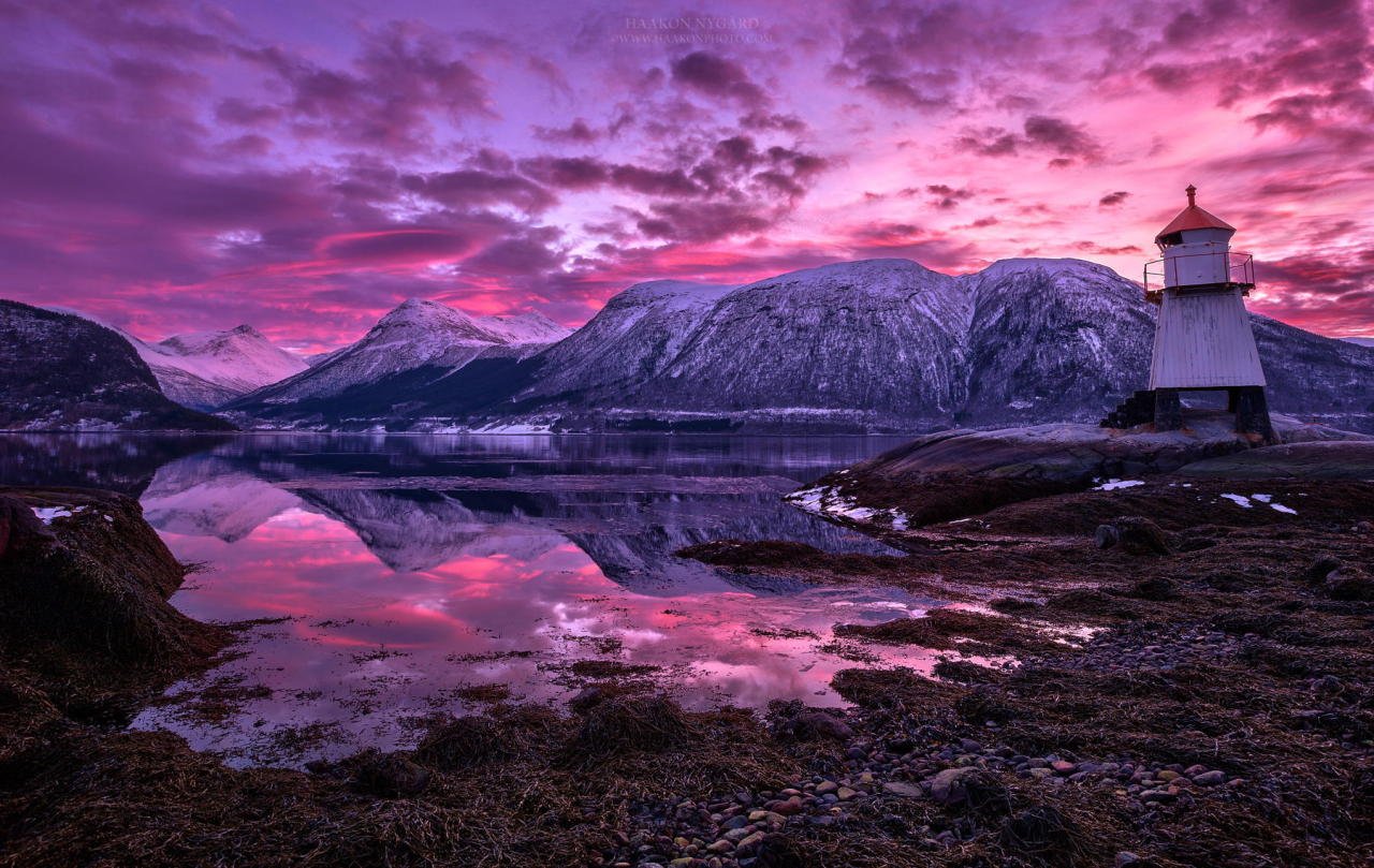 Pink Sunndal, Norway via <a