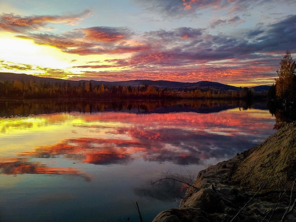 Sunset in Norway (by <a hre