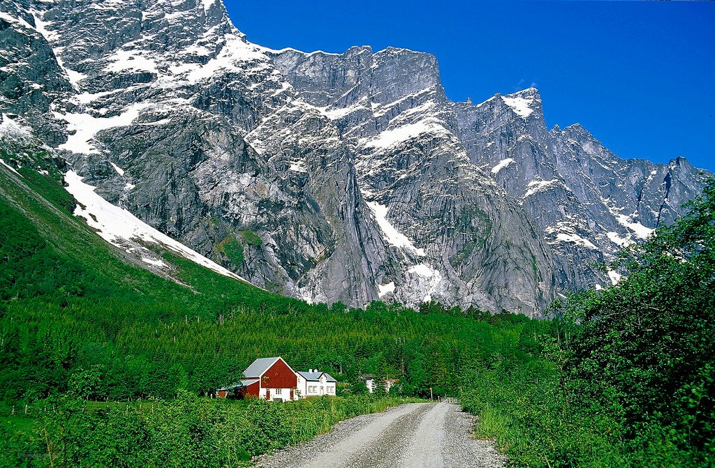 Rauma valley (Norway) (by <