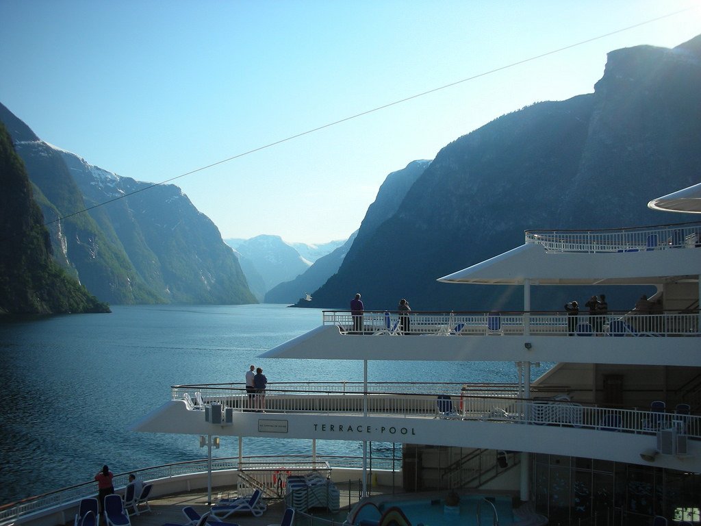 Norwegian fjord, what a vie