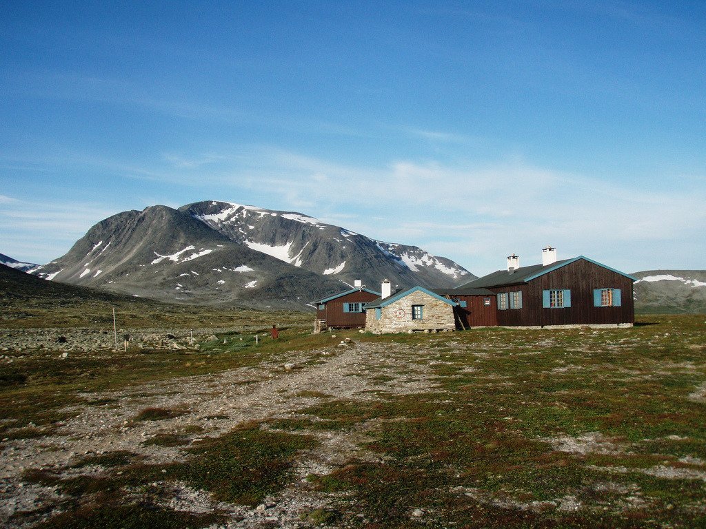 A very nice hut on the nort