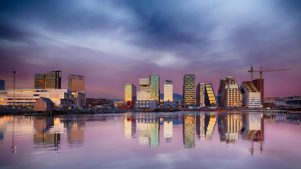 Oslo skyline, Norway. (via