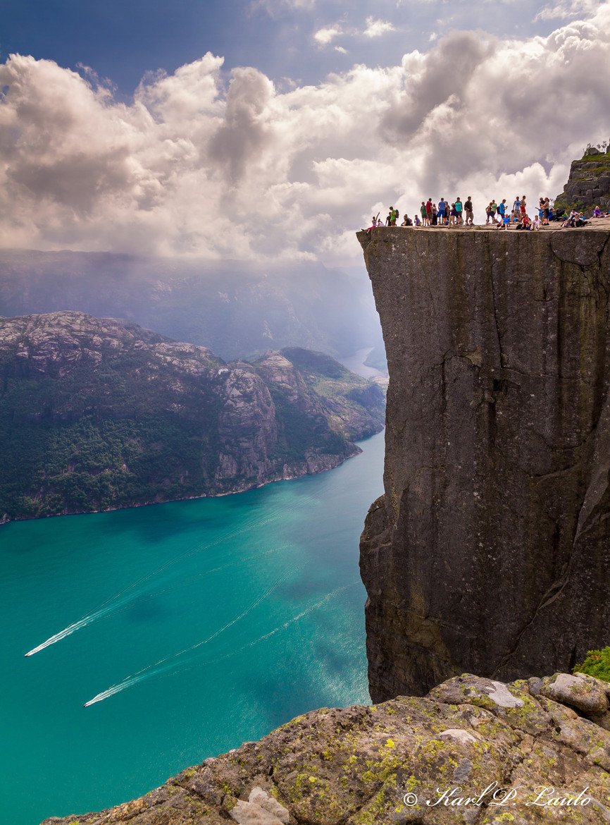 Preikestolen, Norway (via <