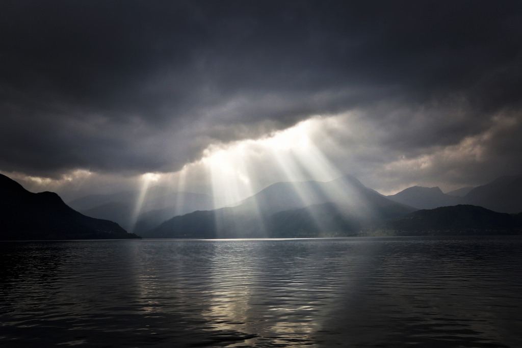 Downlight (by <a h<a href="htt