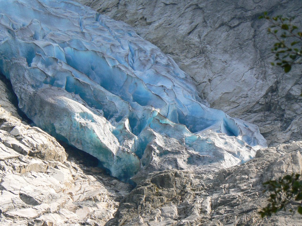 Bondhusbreen glacier (by <a