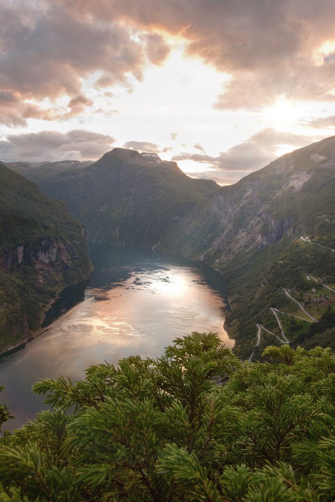 Geiranger fjord (by <a h<a href