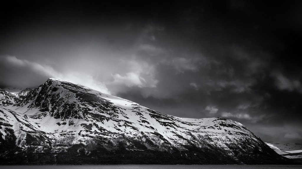 Between Skjervoy and Tromso