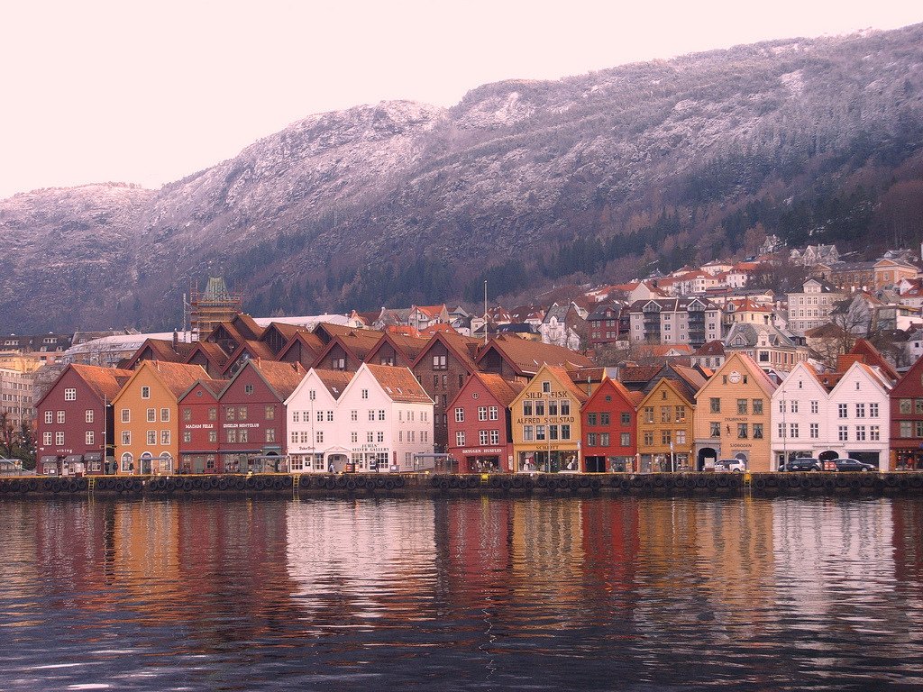 Bergen waterfront (by <a hr