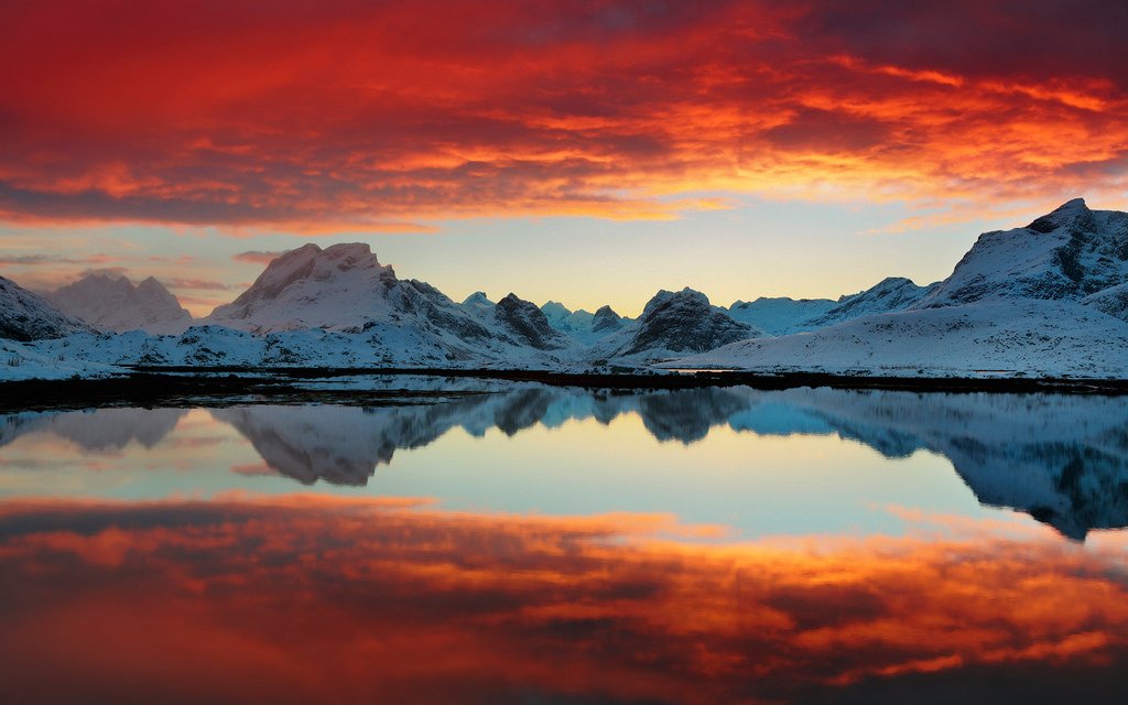 Selfjord, Moskenesøya, Lof