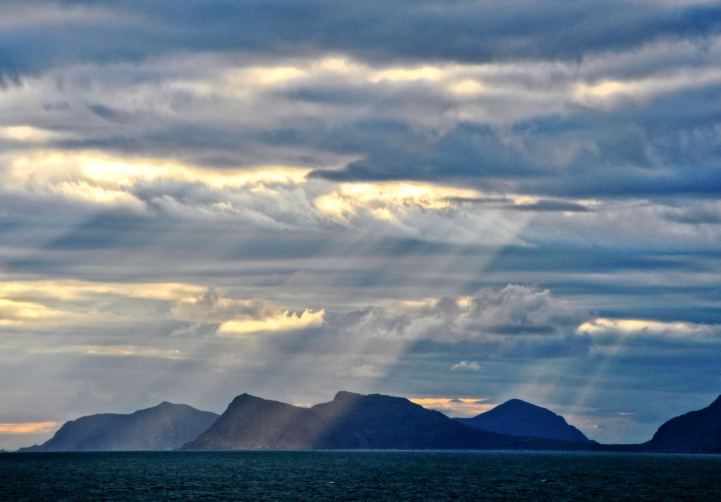 Approaching-Gerainger (by <