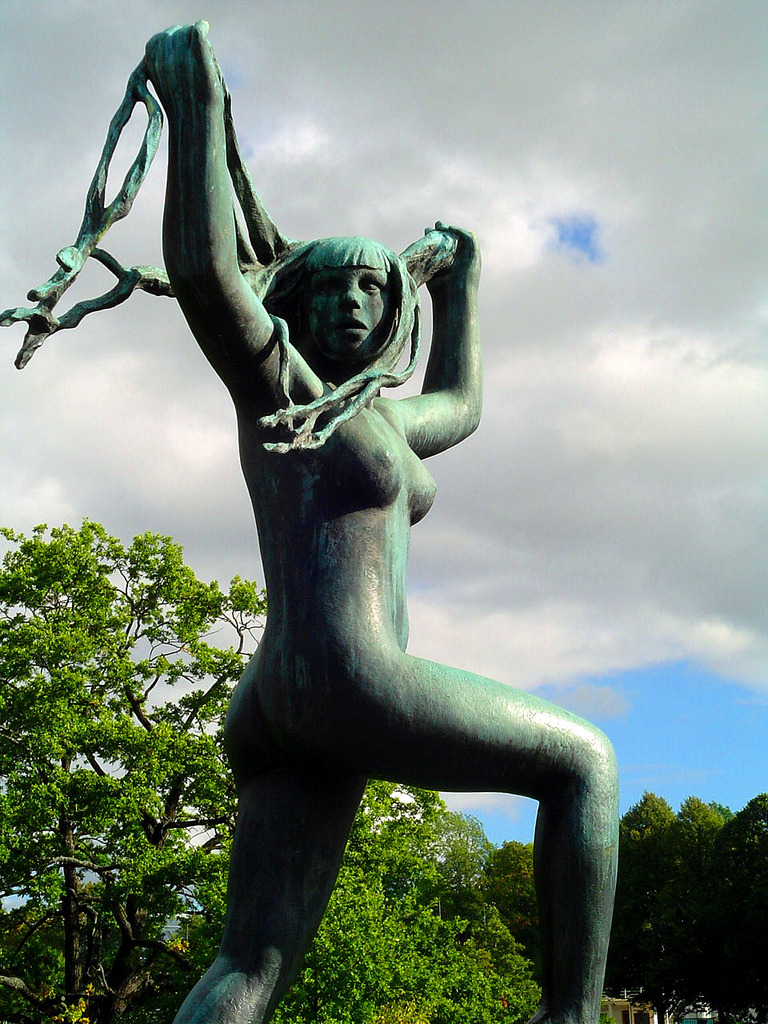 Vigeland Sculpture Park, Os