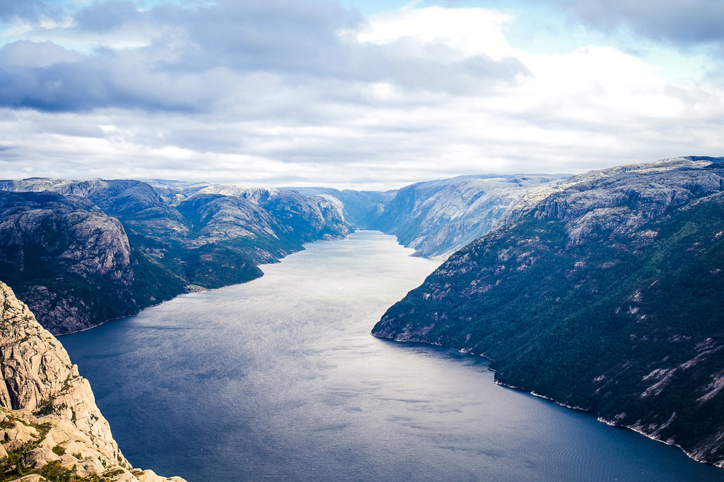 Pulpit Rock by bruit_silenc