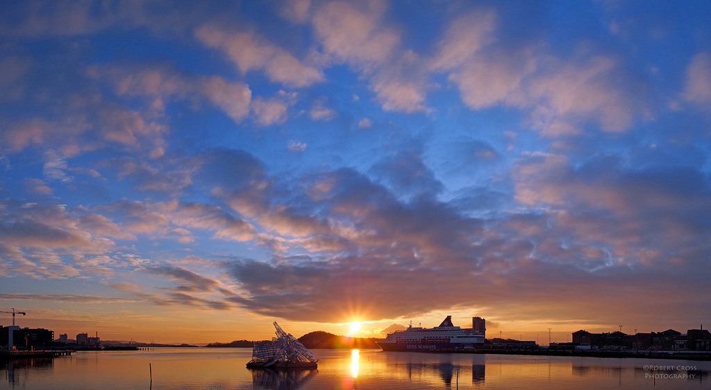 Hello and goodbye: Norwegia