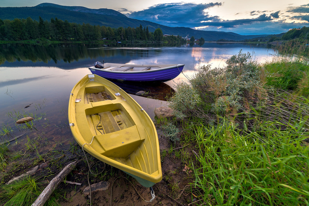 Two boats by Bent Velling T