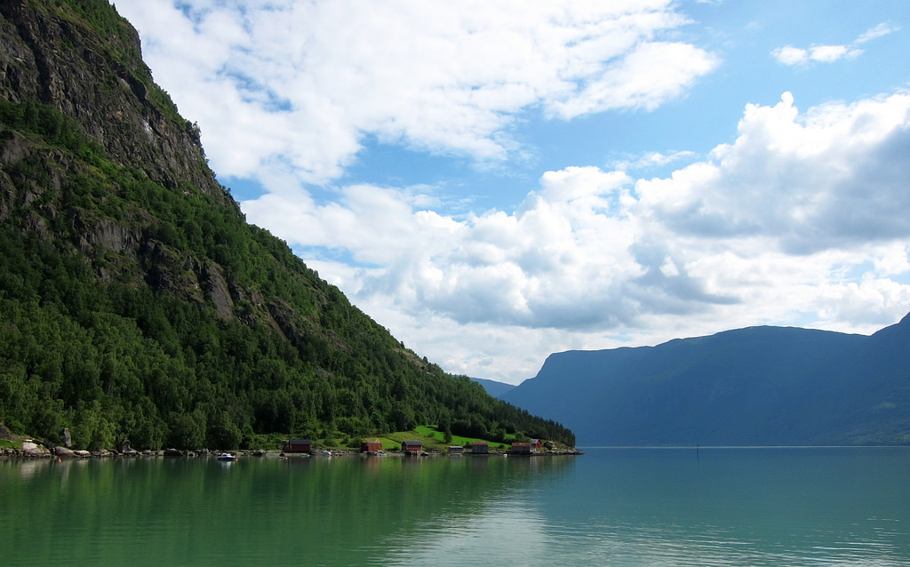 Crossing the Lustra fjord 0