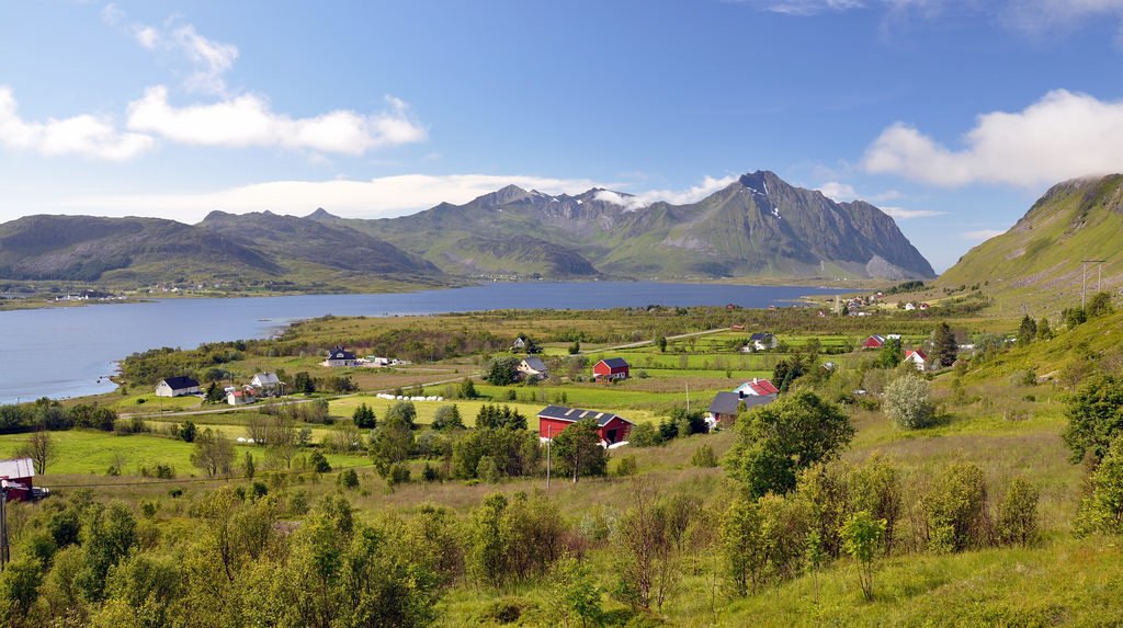 Lofoten by Roald Arntsen Vi