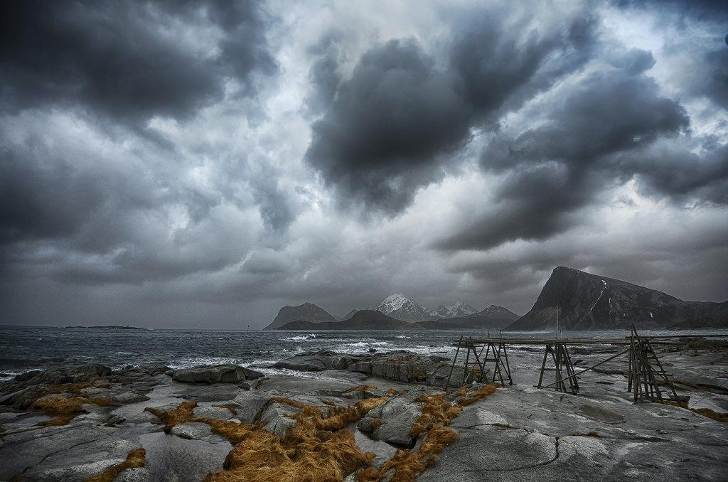 Skyfall by steinliland