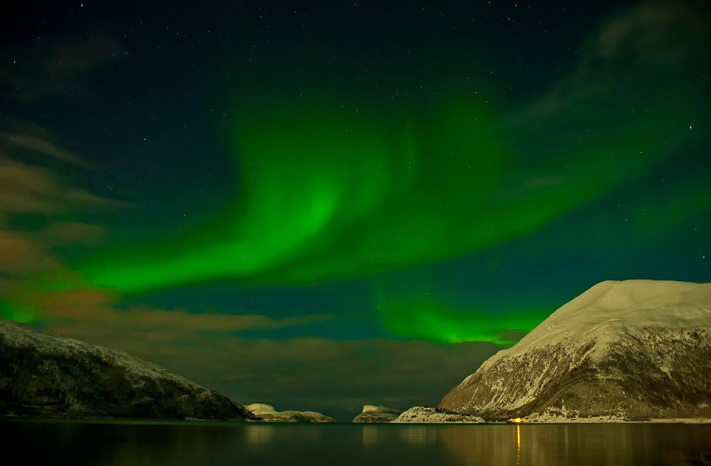 Aurora near Sommarøy by Th