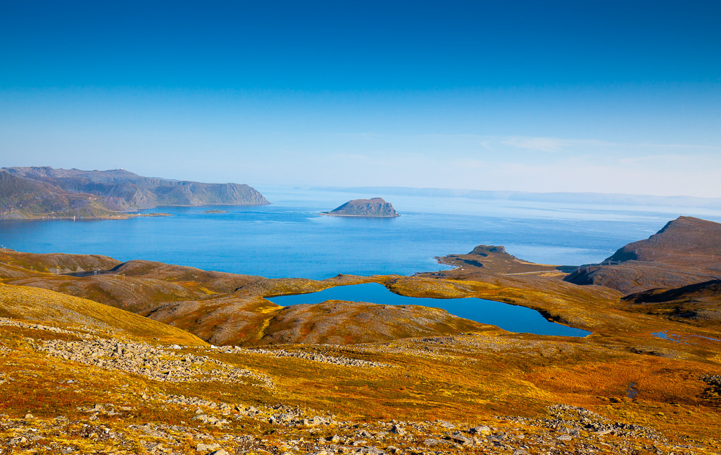 Sarnesfjorden by Jan Georg