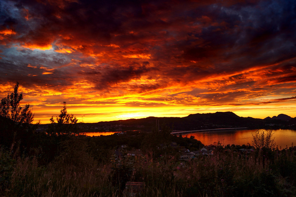 Fire burn sky by krankenste