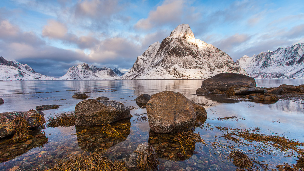 low tide Reine by pixellesl