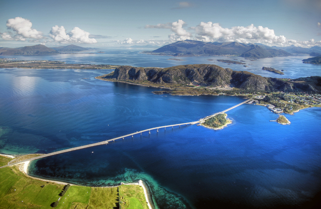 Coast of <a h<a href="http://p