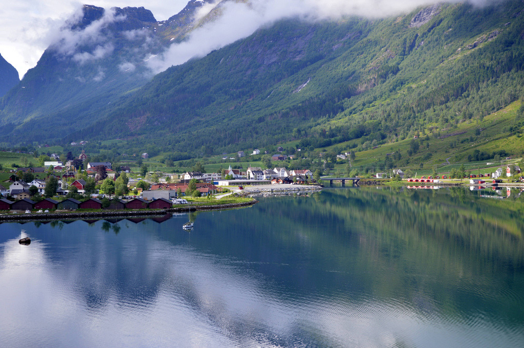 Olden, Nordfjord, h<a href=