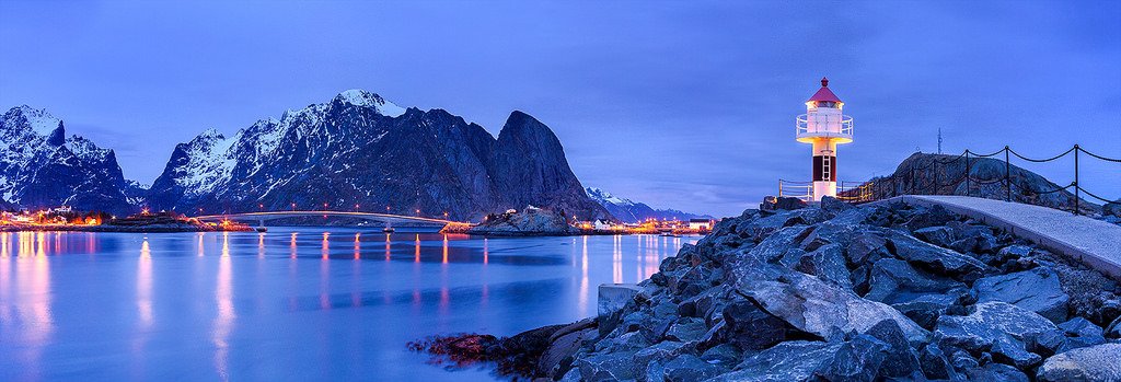 Onlooker | Reine, Lofoten,