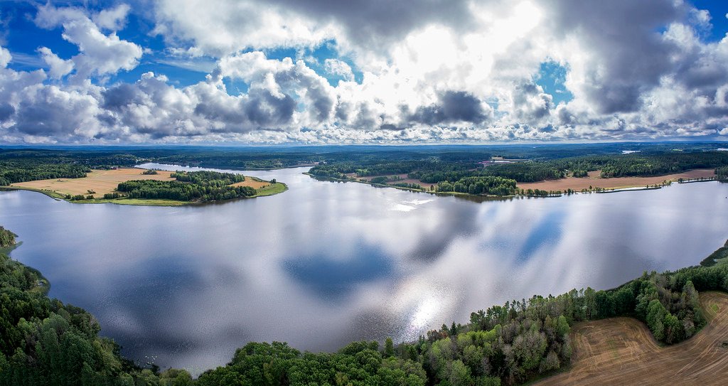 Vanemfjorden in Norway by k