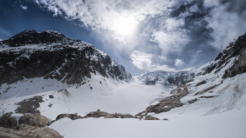Snowy spring by Tommy Høyl