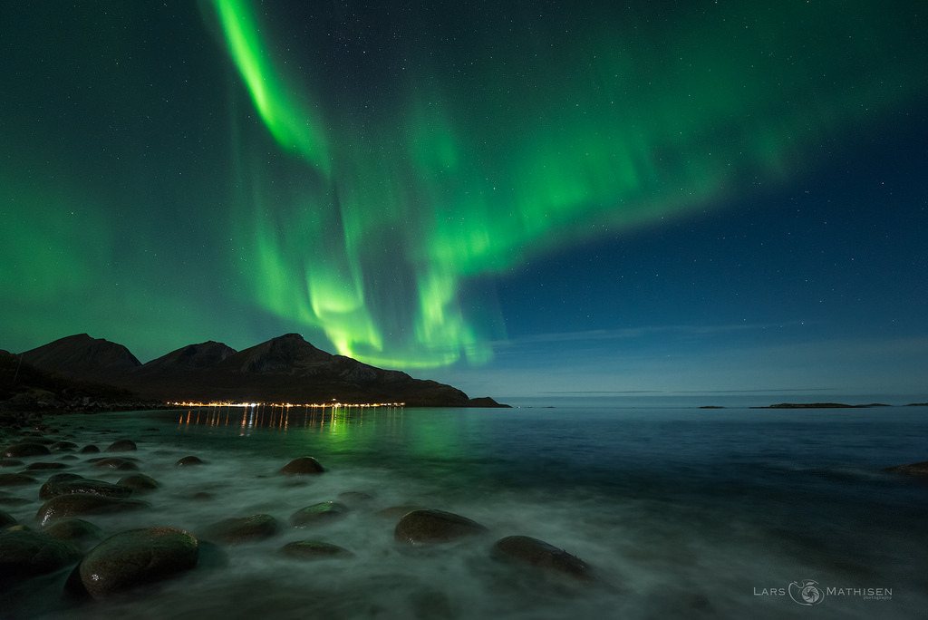 Tromvik by night by Lars Ma