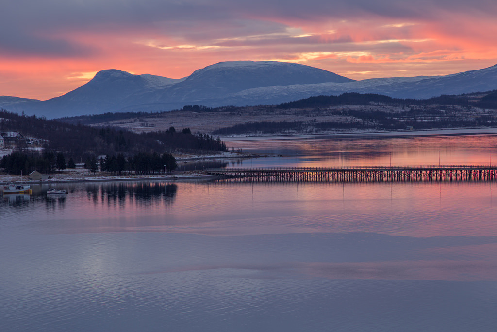 Håkøybrua in november lig