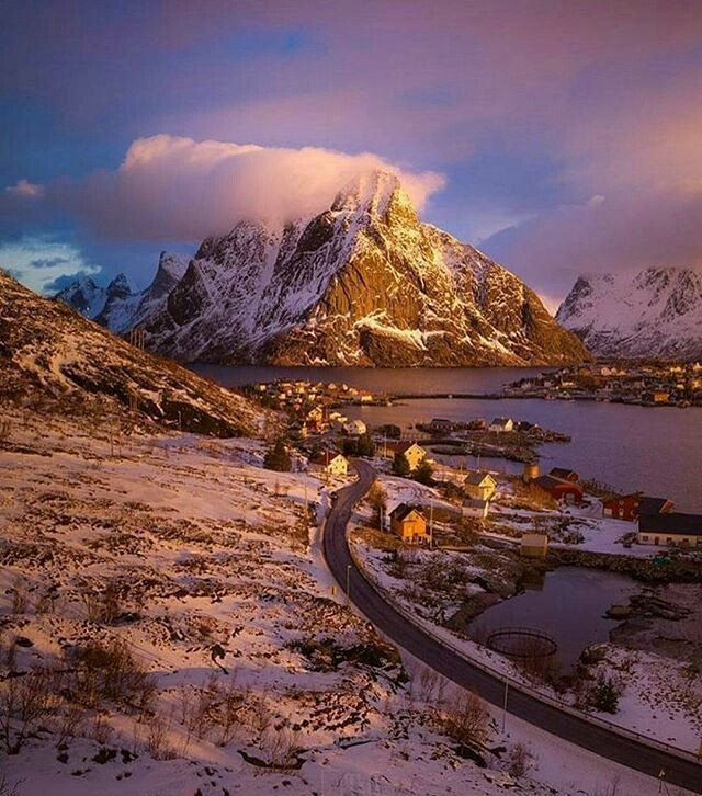 Norway by JESUS L. VIEITES