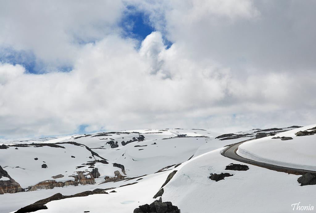 Valle Sirdal by Gatodidi  <