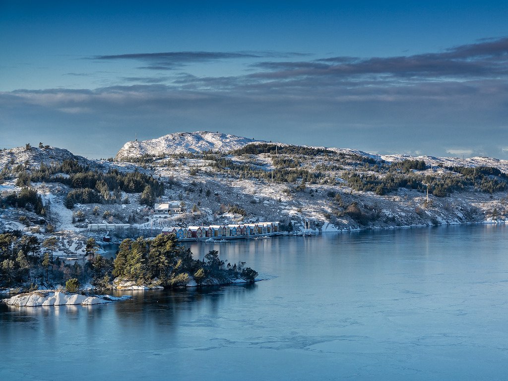 “Winter coastal lands