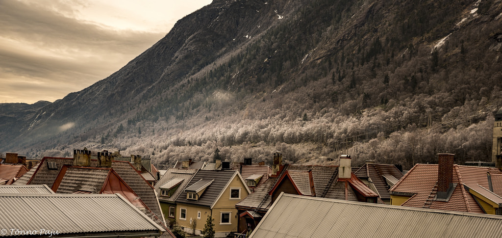 Rjukan city by Tõnno Paju