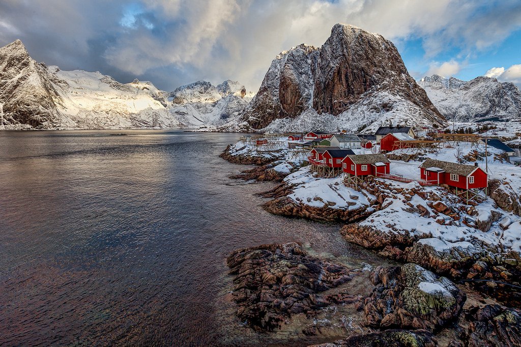 Eliassen Rorbuer – Hamnøy