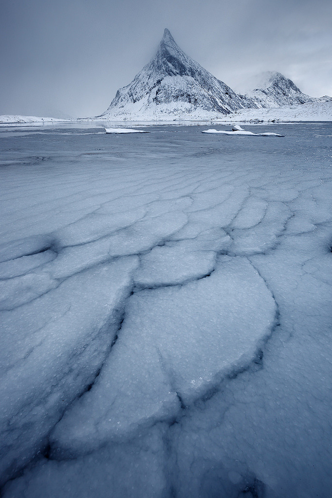 Cold shapes by Nicolas Rott