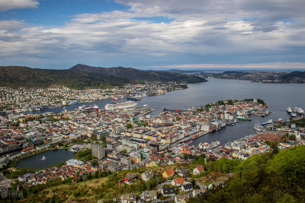 Norway by Aperturesmith  <a