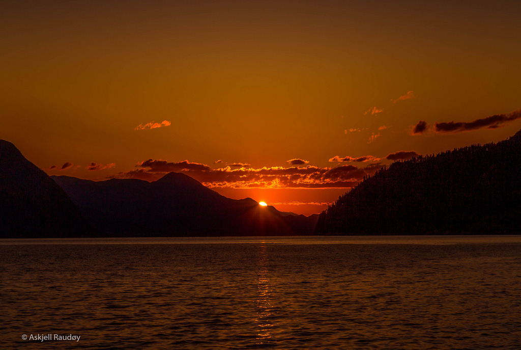 Fjord sunset by Askjell  <a