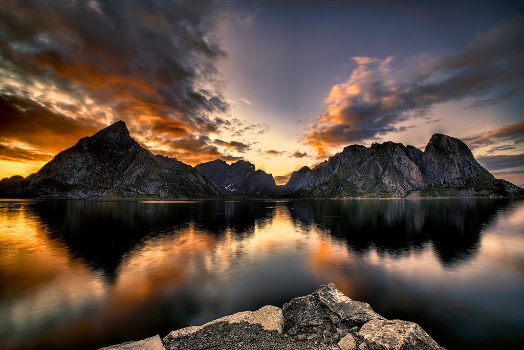 Lofoten Sunset by spawk Rev