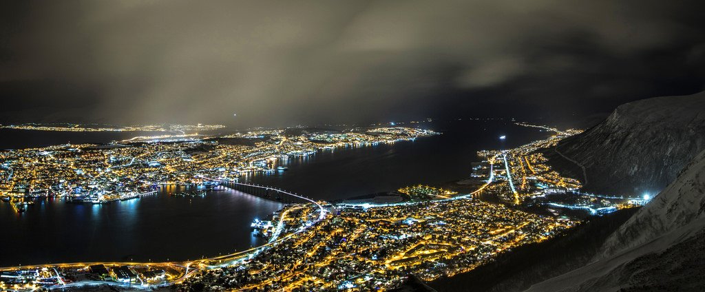 Tromso at night by ___pete_