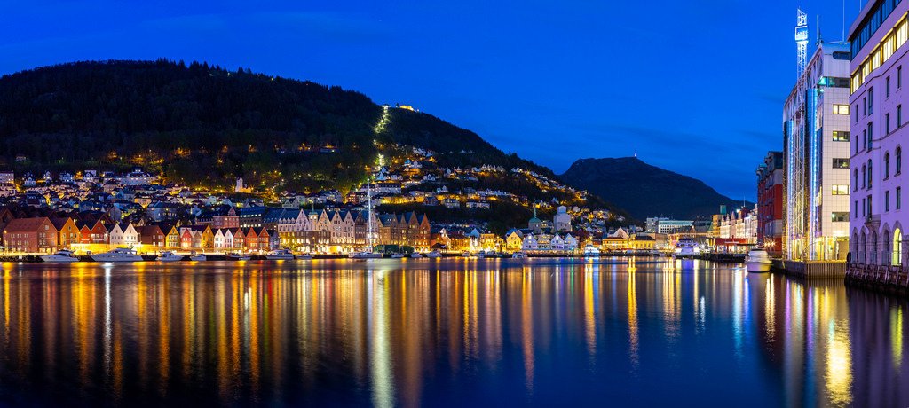 IMG_8390-Pano.jpg by Terje
