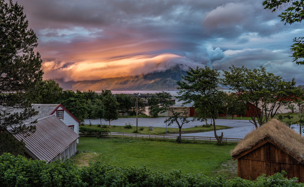 Sunset at 23:20