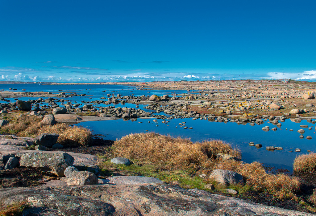 Coastal  Scenery by bjorbre