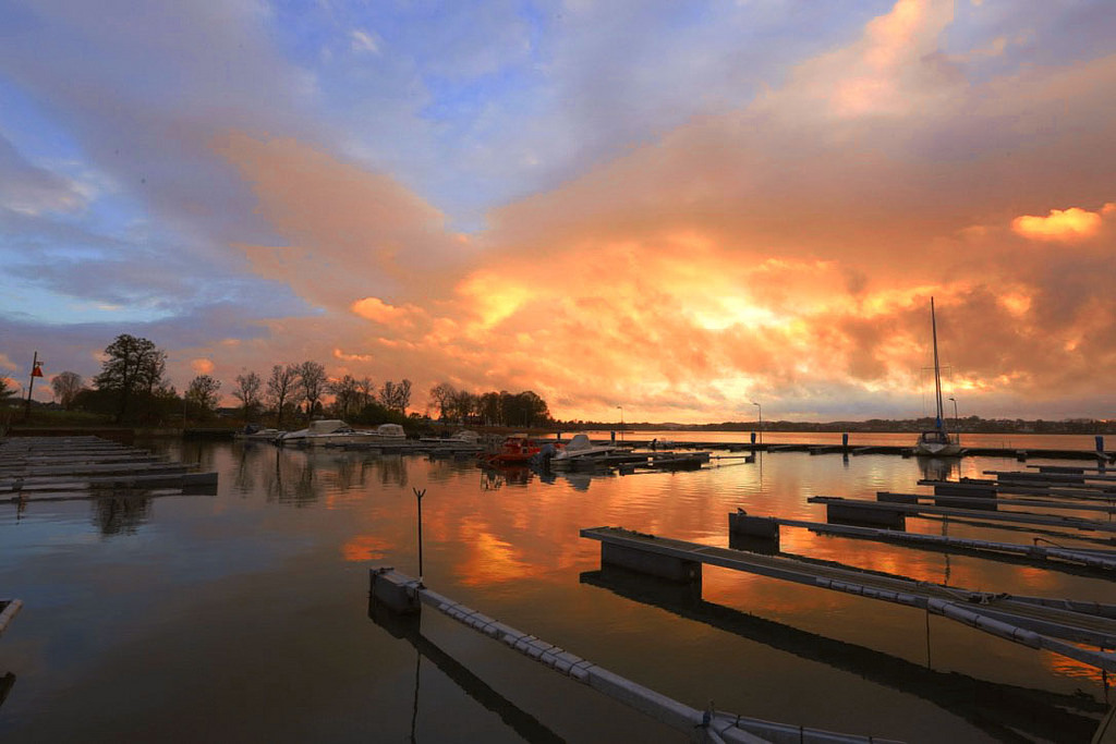Evening Glow by annemwo  <a