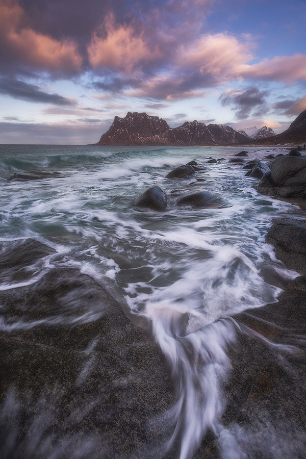 Uttakleiv waves by kani pol