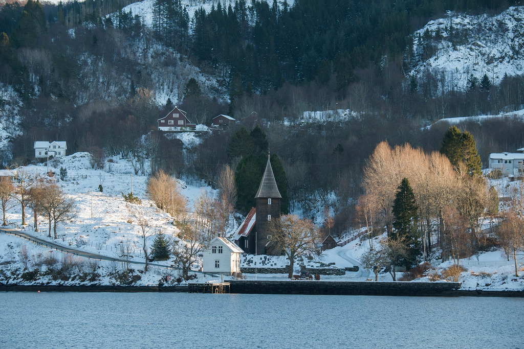 Fjord cruise to Mostraumen