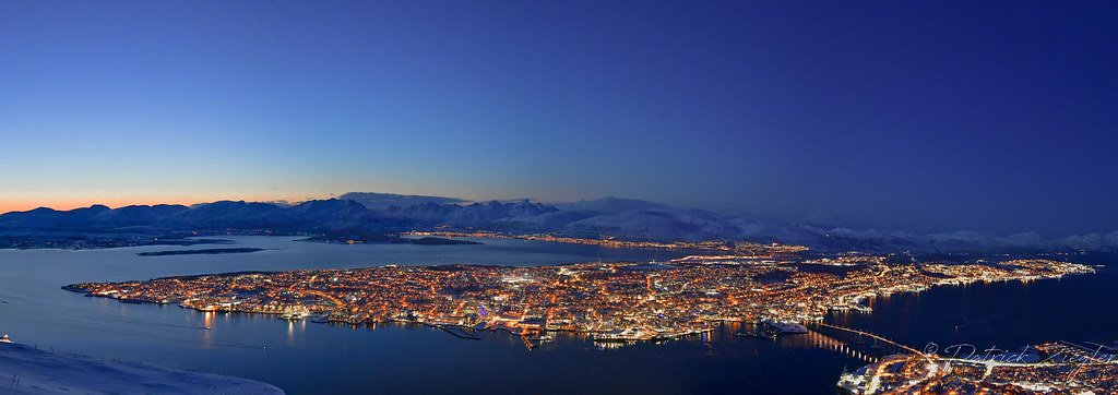 Tromsö by Night by Mikesch