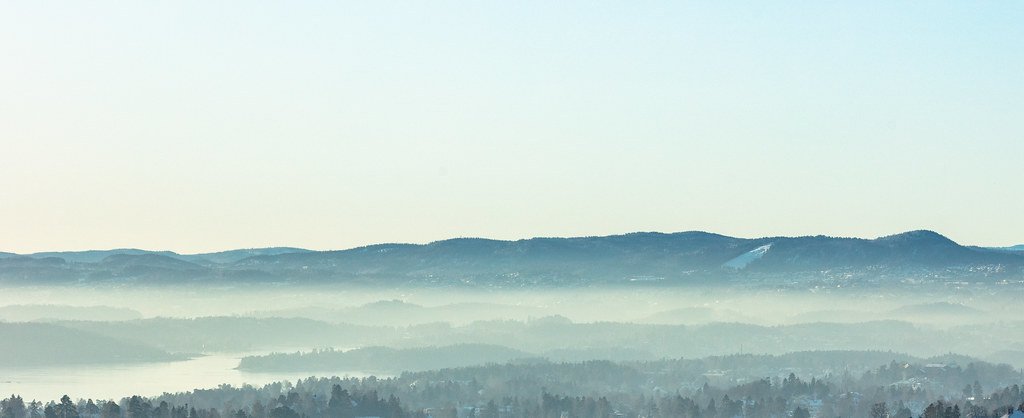 Winter mist on Oslo Fjord b